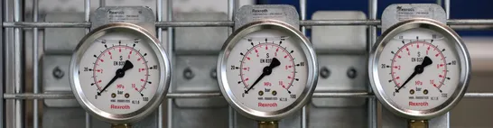 Missing or damaged instruments, or no valid calibration certificates