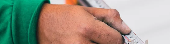 Longitud, contraflecha o escuadra fuera de tolerancia